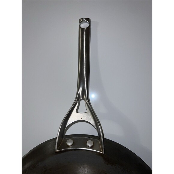 Calphalon 12" Heavy Duty Anodized Aluminum Frying Pan Skillet 1392 Toledo, Ohio - Picture 4 of 6